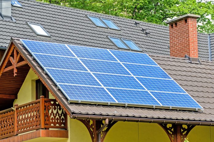 cate panouri fotovoltaice sunt necesare pentru o casa de 150 mp