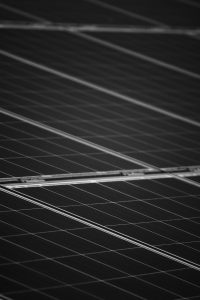 cat produc 10 kw panouri fotovoltaice