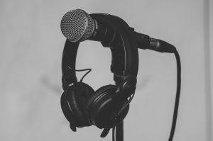Tehnologii audio miniaturale pentru supraveghere si control eficient
